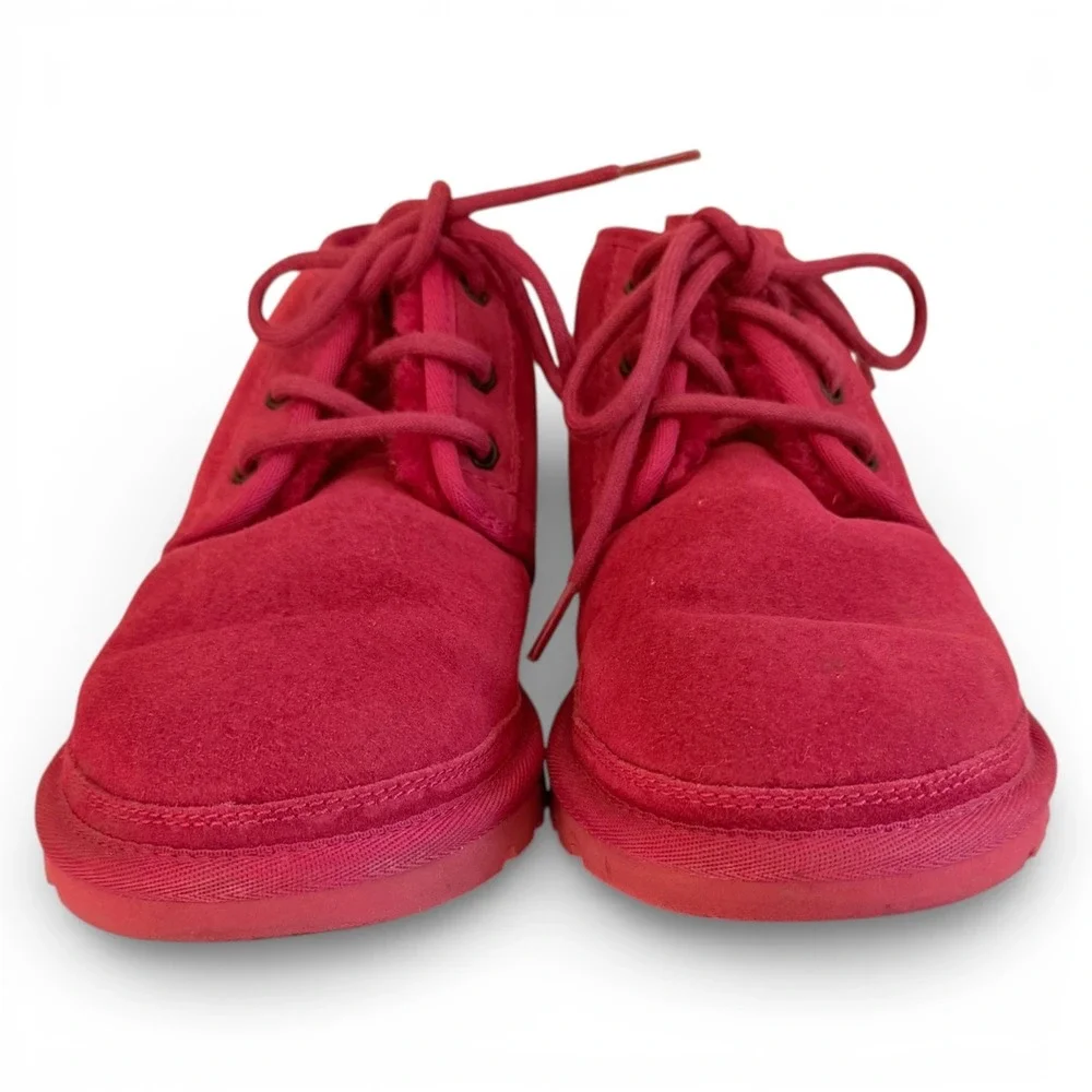 UGG Neumel‎ Boot Womens 7 Red Suede Lace Up Chukka Sheepskin Lined 1094269